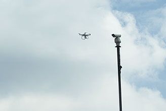 ¿Quién  vigila al vigilante?